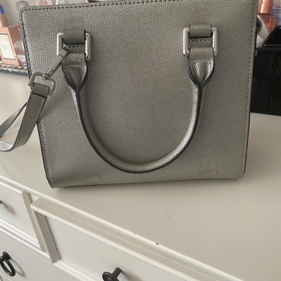 Calvin Klein cross body purse - Picture 4 of 4